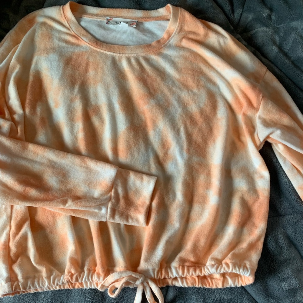 orange and white soft long sleeve w drawstring